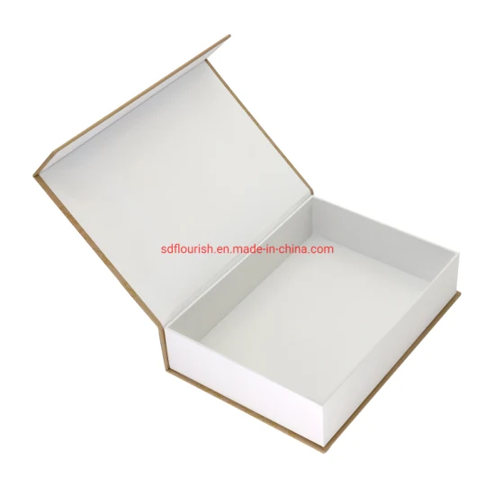 Упаковочная коробка для подарка на день рождения в форме книги из мелованной бумаги бежевого цвета, обтянутого картона.